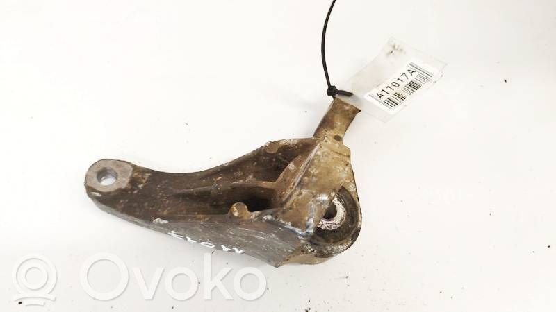 Ford Focus Supporto di montaggio del motore 