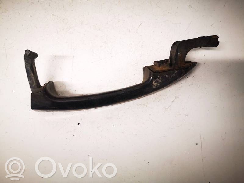 Volkswagen PASSAT B6 Klamka zewnętrzna drzwi 