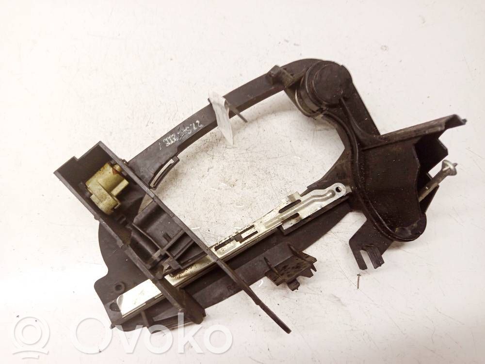BMW 5 E60 E61 Etuoven ulkokahva 