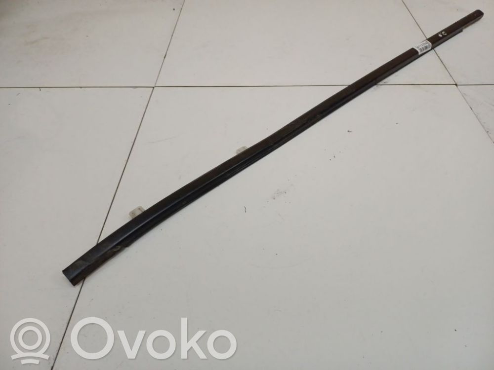 Honda Civic IX Ornament geam ușă spate 