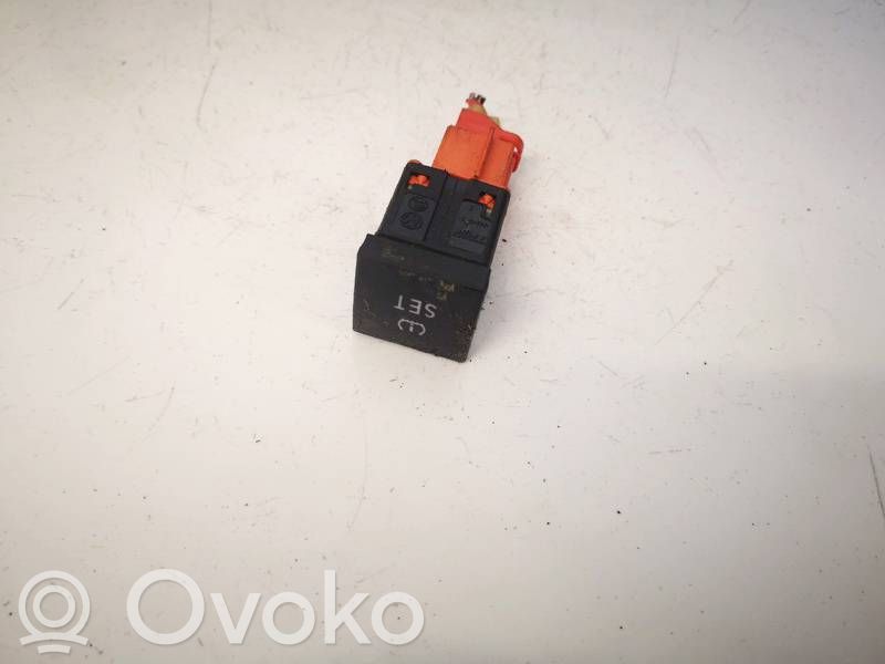Volkswagen Jetta VI Otros interruptores/perillas/selectores 
