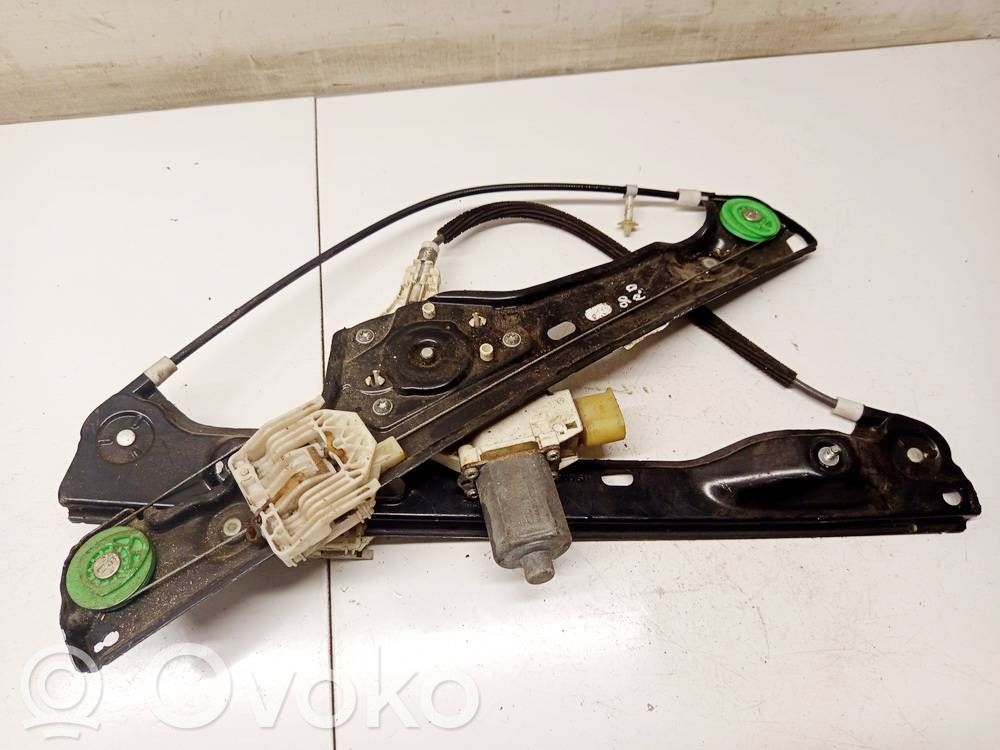 BMW 3 E90 E91 Regulador con motor de la ventanilla de la puerta corredera 