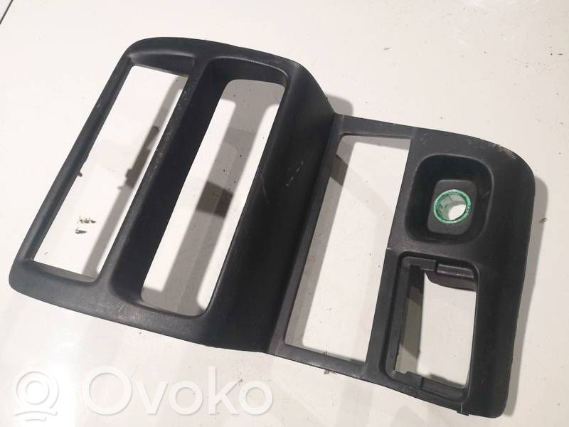 Mazda 323 Otros repuestos del interior 