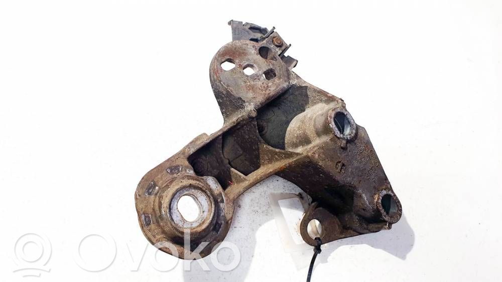 Halterung Lager Motor   8E0199352D,8E0199352D