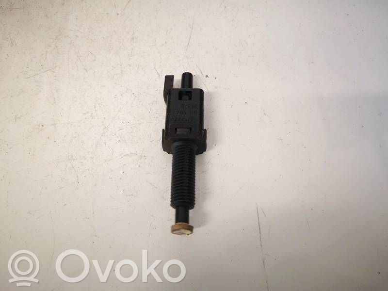 Interruptor sensor del pedal de freno   811907343B,811907343B,811907343B