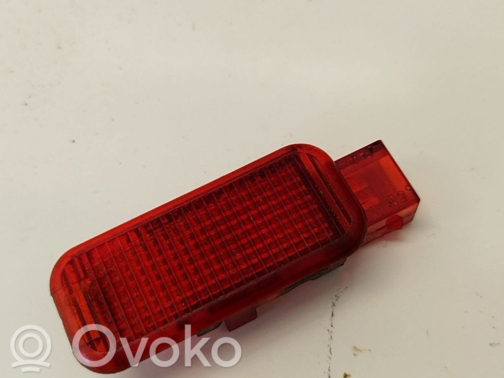 Otras luces interiores   4B0947411,4B0947411,4B0947411