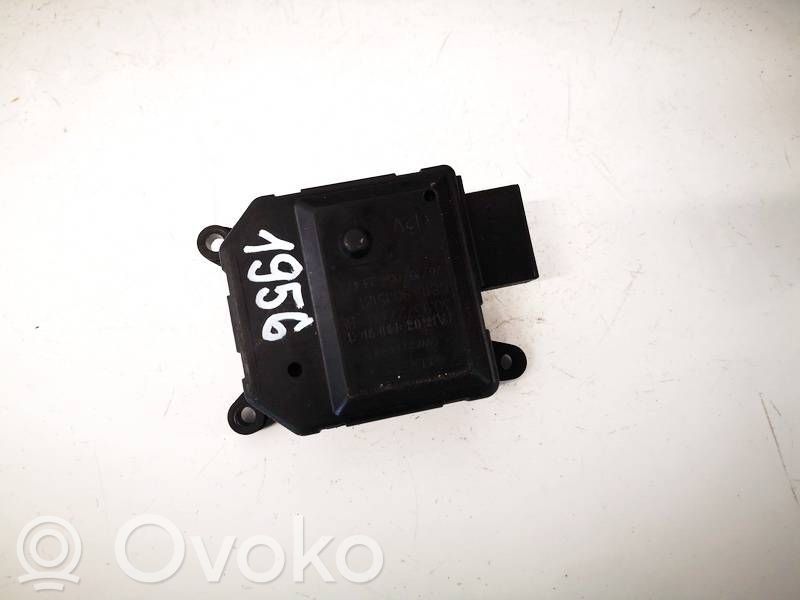 Opel Zafira B Motor/activador trampilla de calefacción 