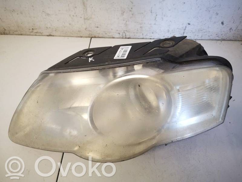 Volkswagen PASSAT B6 Faro/fanale
