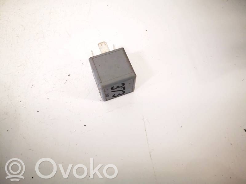 Audi A4 S4 B5 8D Alte relee 