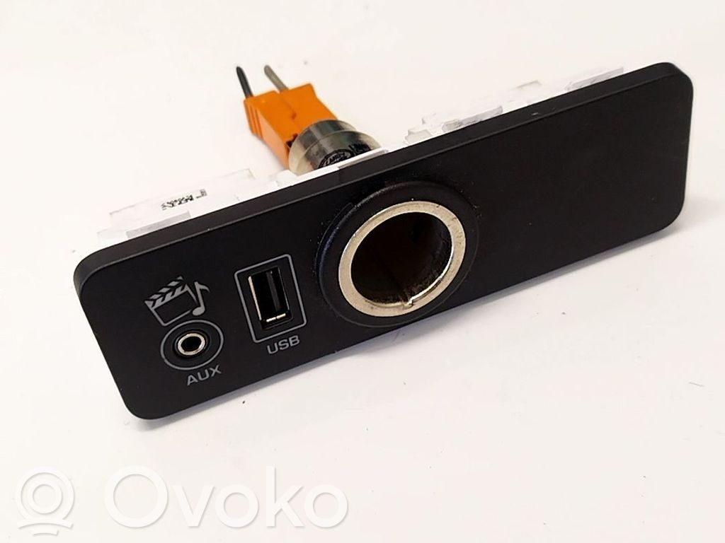 USB-Anschluss   28339197,28339197