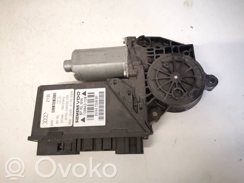 Audi A4 S4 B6 8E 8H Motorino alzacristalli della portiera anteriore 