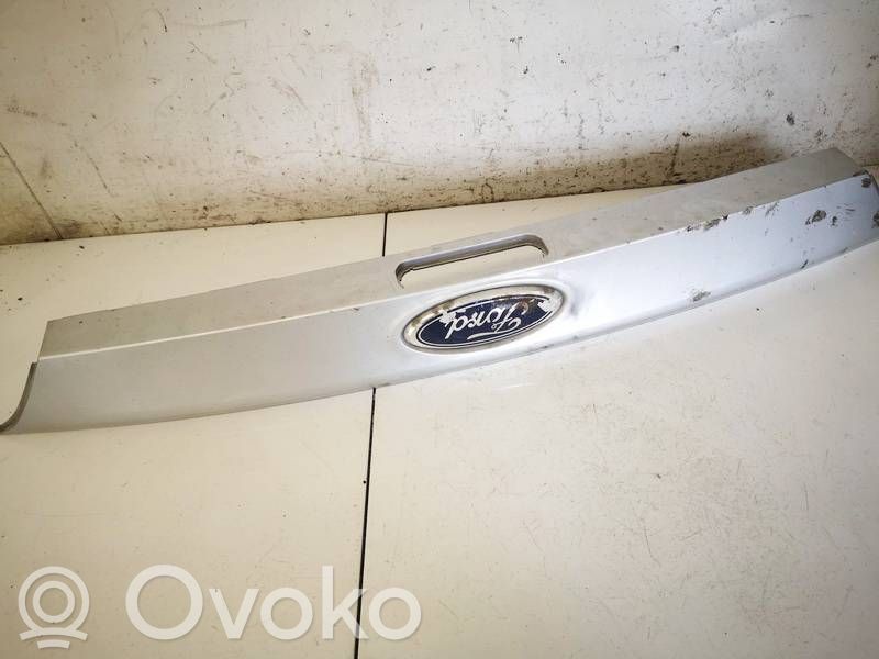 Ford Focus Éclairage de plaque d'immatriculation