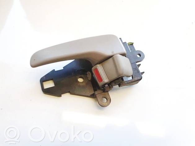 Manecilla interna puerta trasera   MN105359,MN105359,MN105359