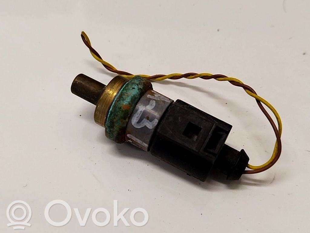 Volkswagen PASSAT B6 Senzor temperatură lichid răcire 
