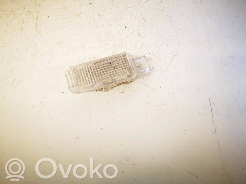 Audi A4 S4 B5 8D Autre éclairage intérieur