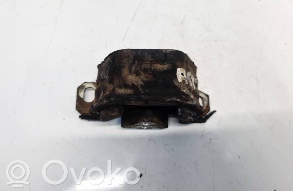 Opel Astra F Engine mount bracket 
