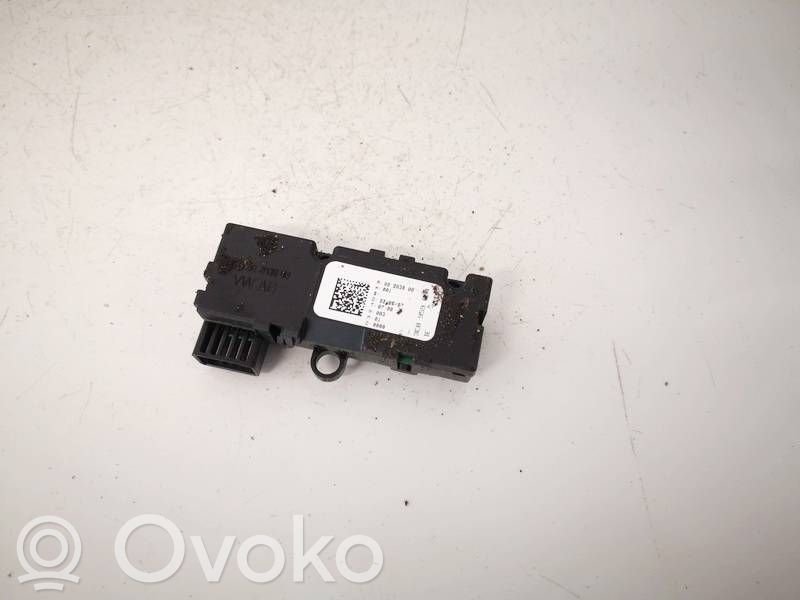 Volkswagen PASSAT B6 Maniglia/leva di regolazione del volante 