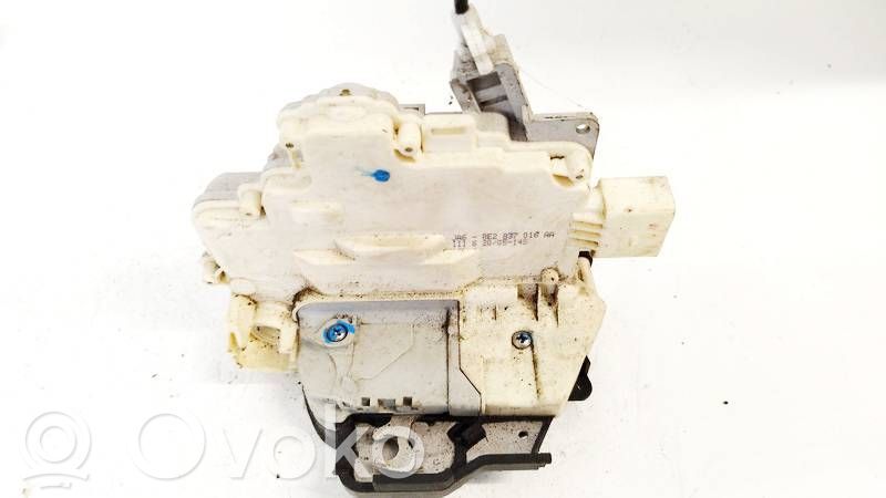 Audi A4 S4 B7 8E 8H Cerradura de puerta delantera 