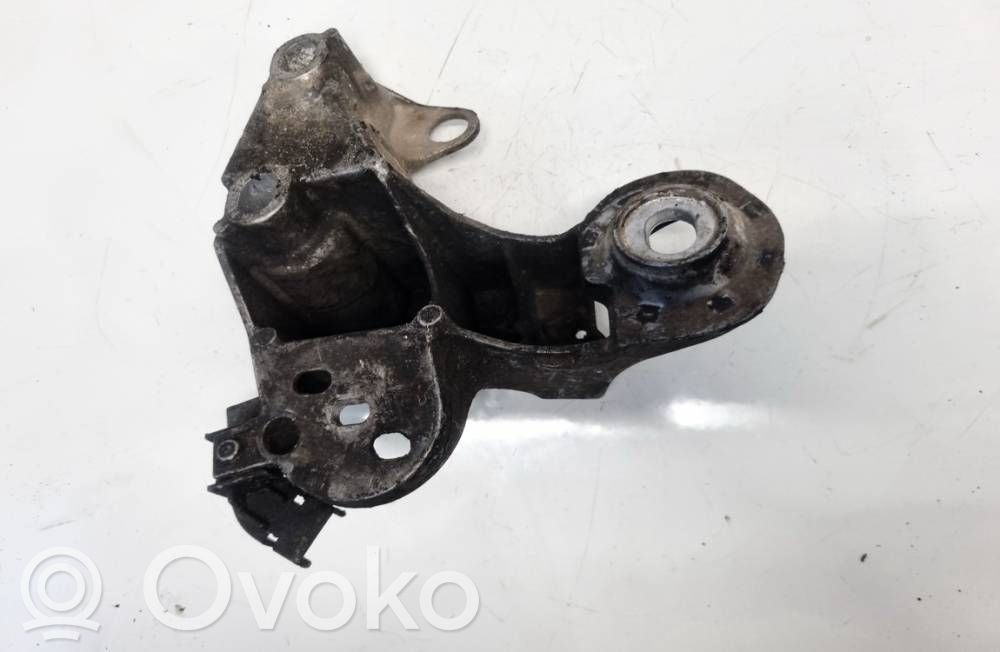 Audi A4 S4 B6 8E 8H Supporto di montaggio del motore (usato) 