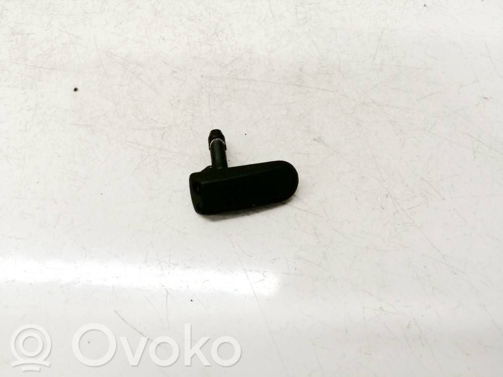 Volkswagen PASSAT B4 Ugello a spruzzo lavavetri per parabrezza