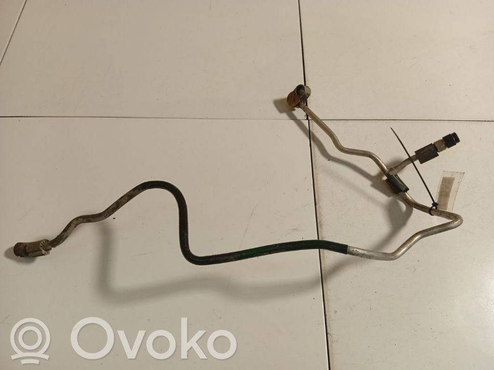 Audi Q7 4L Ilmastointilaitteen putki (A/C) 