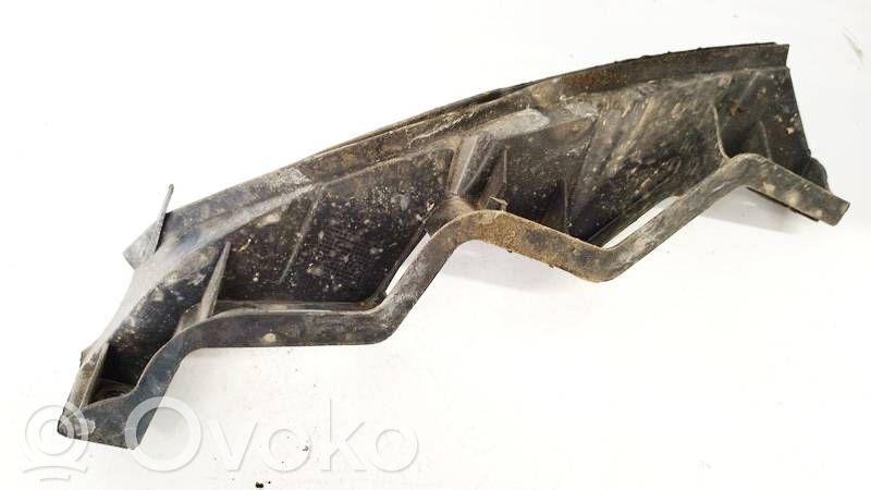 Etupuskurin kannake   3C0807890,3C0807890