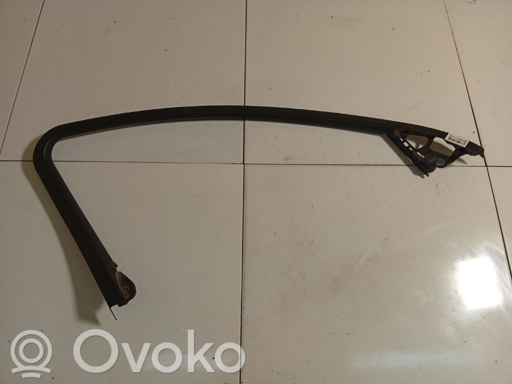 Opel Insignia A Rivestimento modanatura del vetro della portiera anteriore