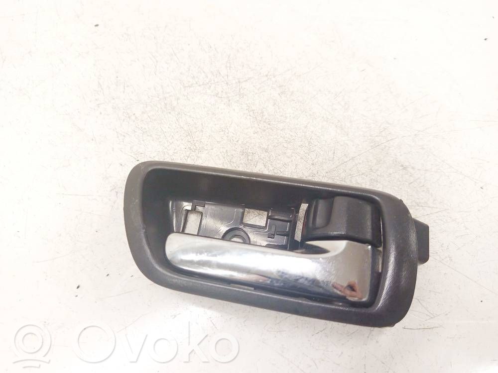 Manecilla interna puerta trasera   692050F010,692050F010