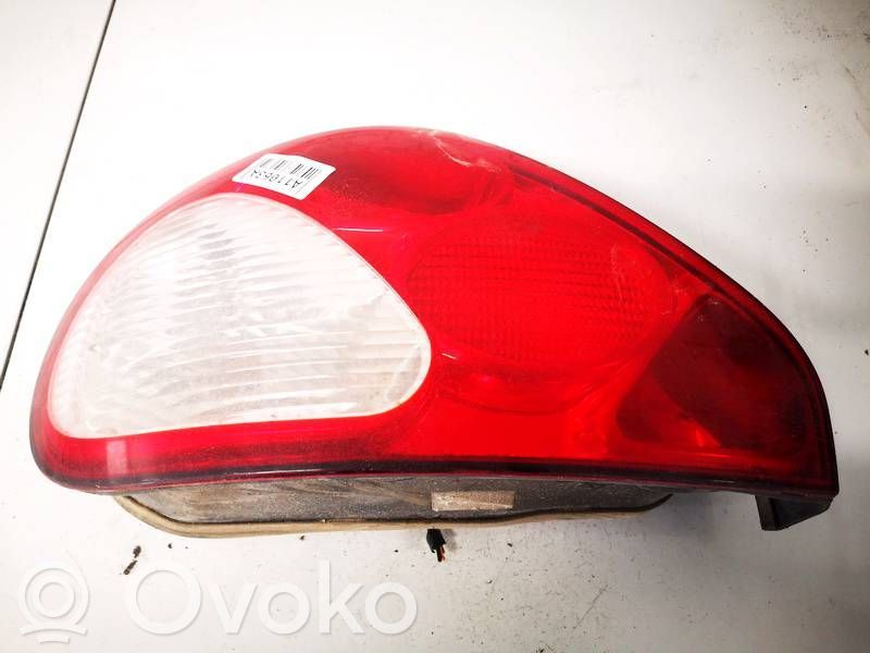 Lampa tylna