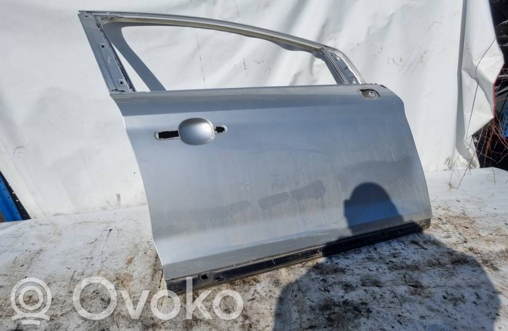 Ford Kuga I Tür vorne