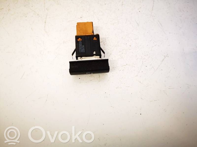 Skoda Octavia Mk2 (1Z) Interruptor del sensor de aparcamiento (PDC) 