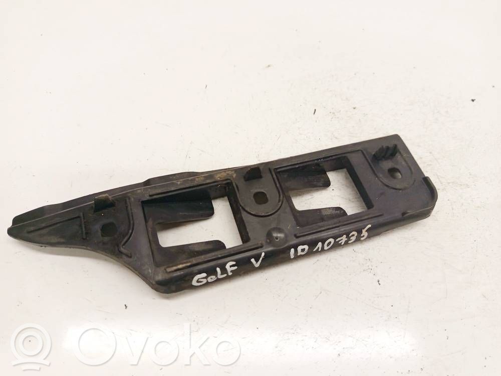 Volkswagen Golf V Support de montage de pare-chocs avant