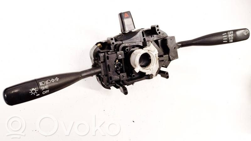 Daihatsu Sirion Bloc semnalizator și ștergător parbriz