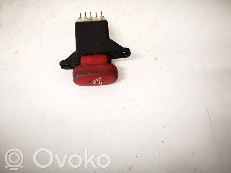 Botón interruptor de luz de peligro   822955,822955,3407,822955