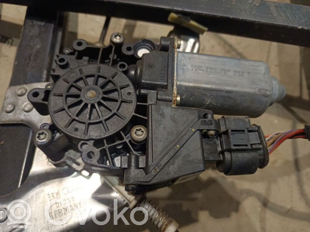 Audi A6 S6 C5 4B Etuoven ikkunan nostomoottori 