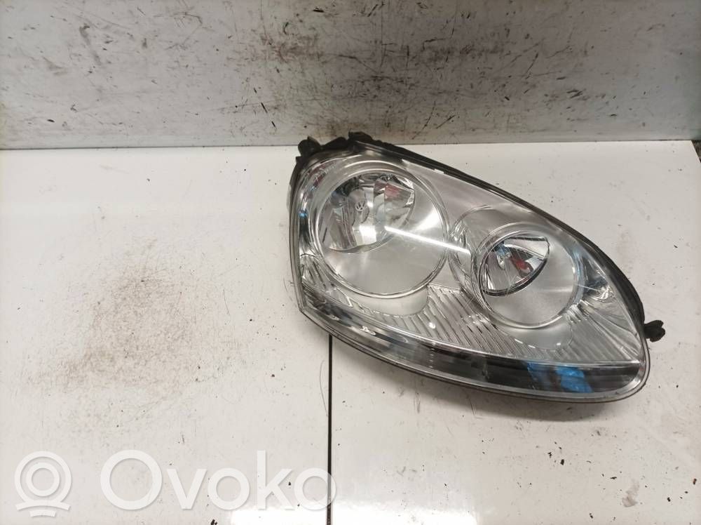 Volkswagen Golf V Faro/fanale