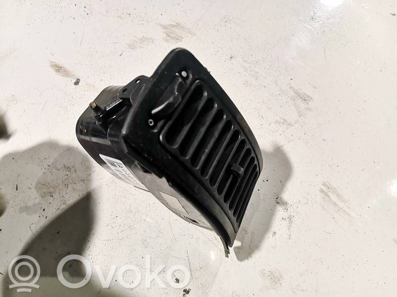 Volkswagen Caddy Rejilla de ventilación central del panel 