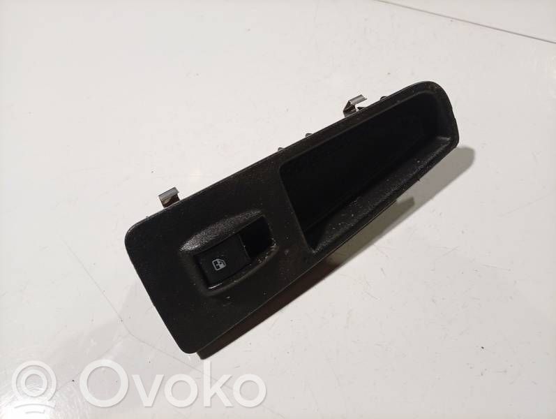 Fiat Grande Punto Przyciski szyb 