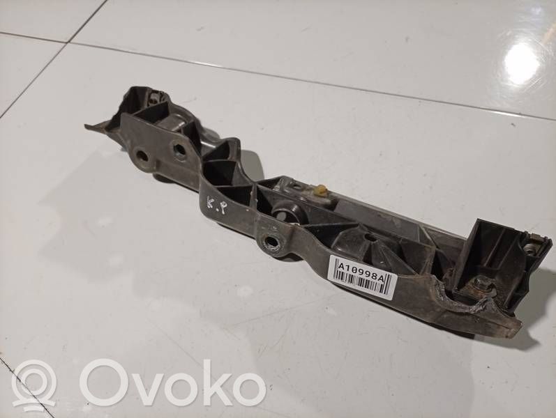 Renault Scenic III -  Grand scenic III Bridă fixare aripă față 