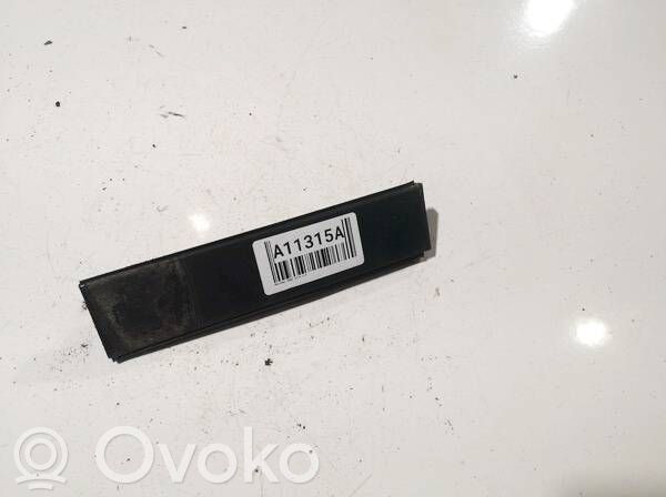 Hyundai ix35 Ornament geam ușă față 