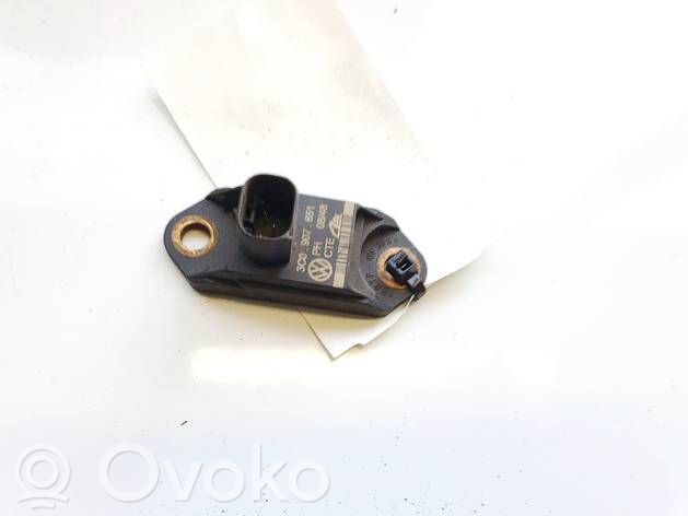 Senzor impact/declanșare airbag   3C0907651,3C0907651