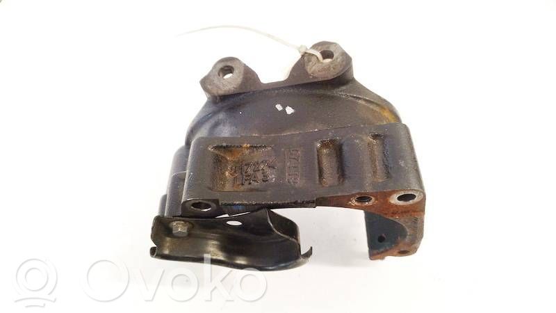 Land Rover Freelander 2 - LR2 Engine mounting bracket 
