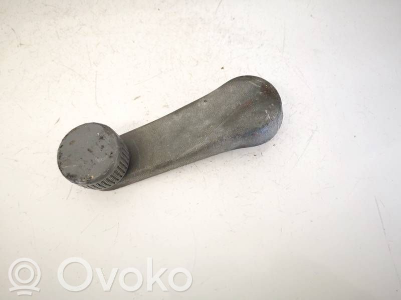Skoda Fabia Mk1 (6Y) Manovella finestrino della portiera anteriore 
