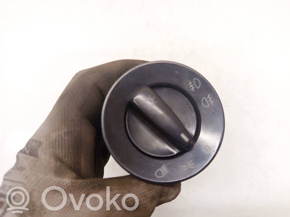 Light switch   3B0941531C,04052003,3B0941531C