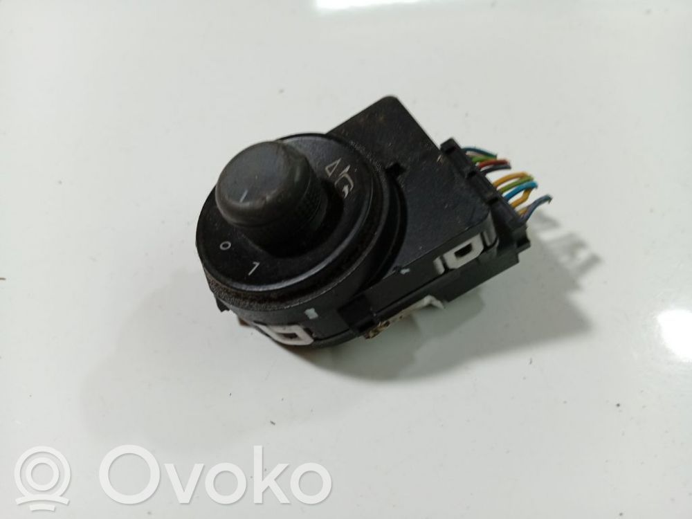 Opel Insignia A Interruttore specchietto retrovisore 