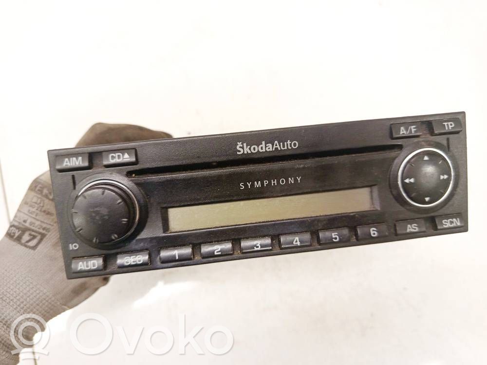 Skoda Superb B5 (3U) Panel / Radioodtwarzacz CD/DVD/GPS 