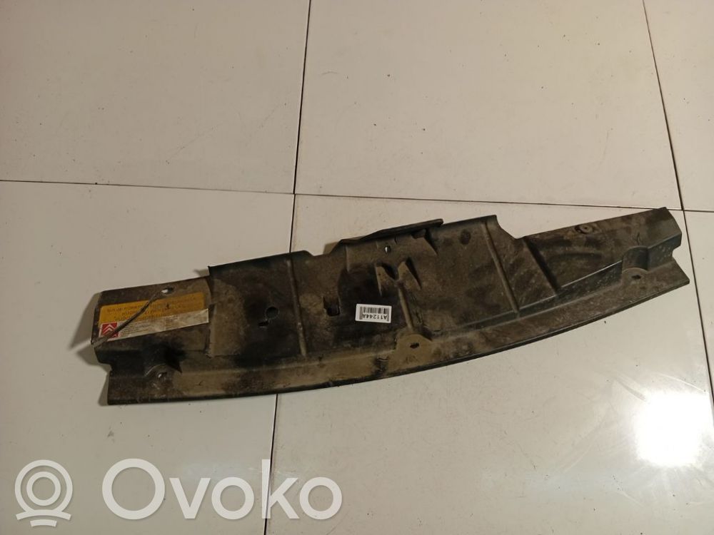 Citroen C8 Osłona pasa przedniego 