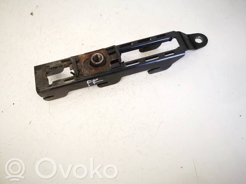 Volkswagen Golf IV Rail de réglage hauteur de ceinture de sécurité
