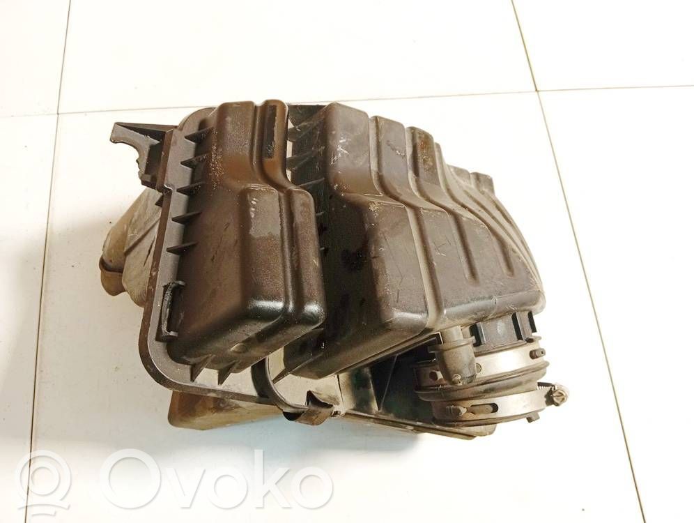 Chrysler Grand Voyager IV Cutie filtru aer 