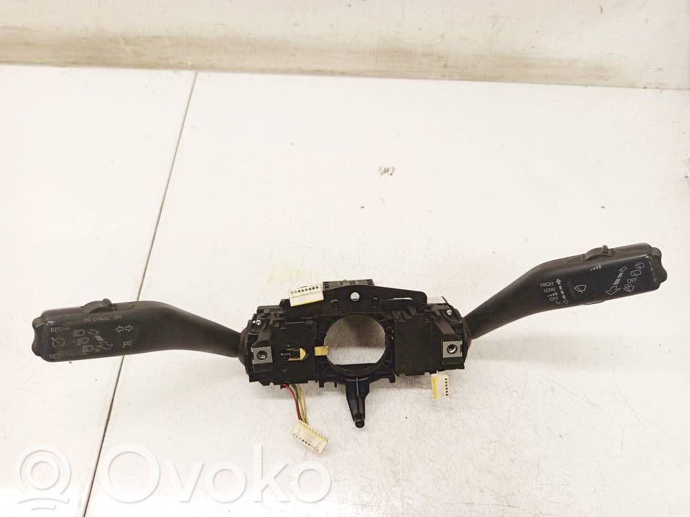 Volkswagen Golf VI Bloc semnalizator și ștergător parbriz 